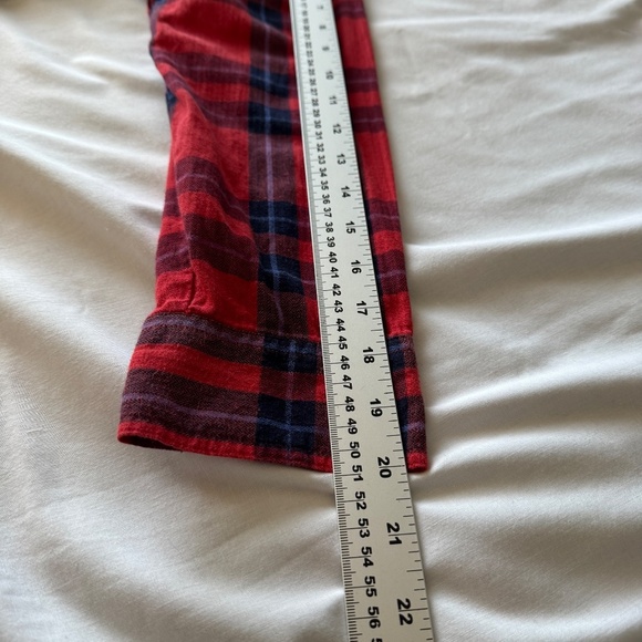 Old Navy Women's Large Red Plaid BOYFRIEND Button Up Flannel Shirt Casual Relax - Picture 13 of 16